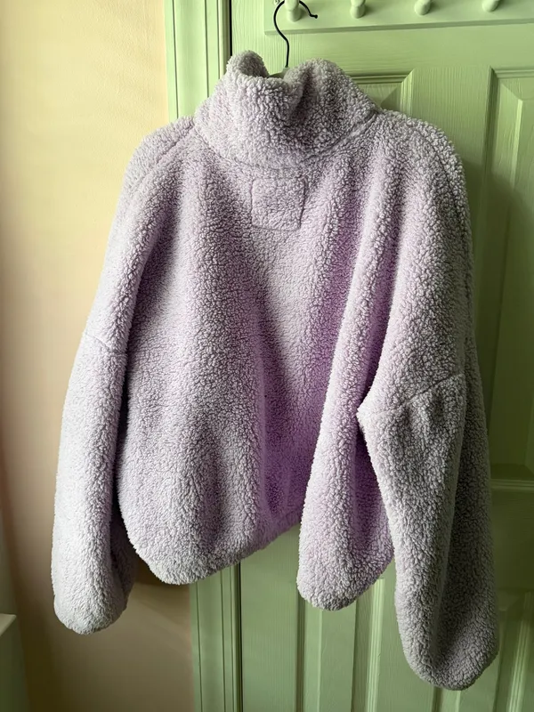 American Eagle "Feels Seriously Huggable" Jacket - Image 6