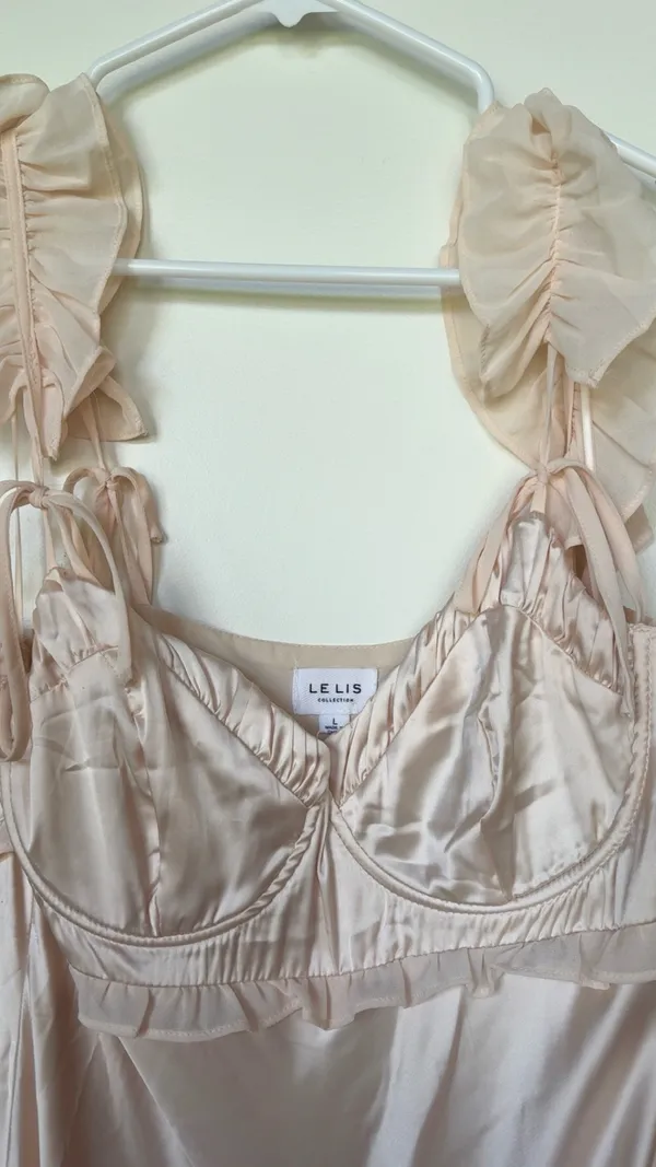 Champagne Boutique Maxi Dress - Image 5