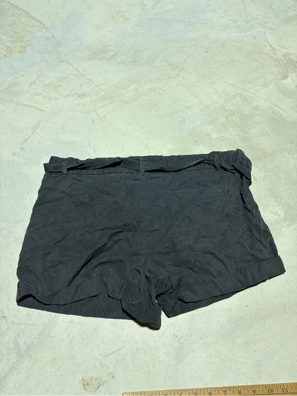 Aerie Casual charcoal gray Tie-Waist Shorts medium - Image 8