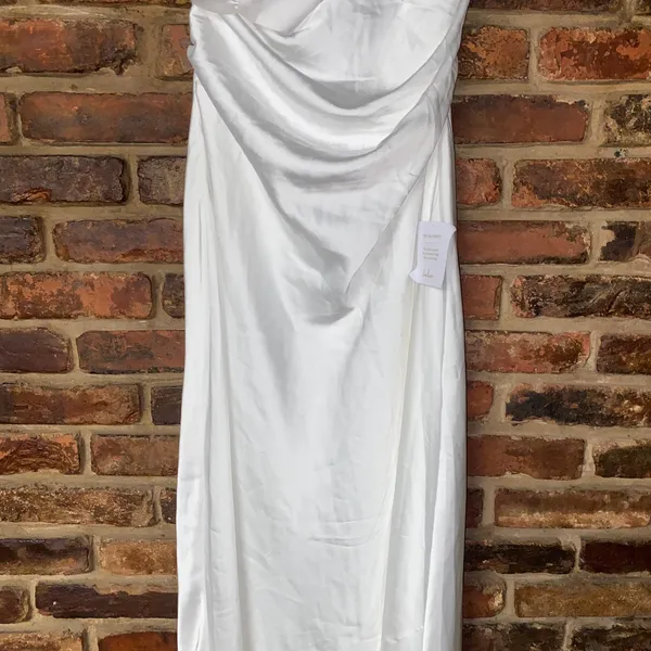 NWT Lulus Effortlessly Sensational White Satin Backless Maxi Dress Size Large - Image 5
