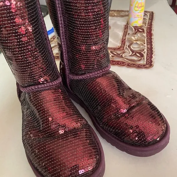 UGG Purple Port Short Sparkle Uggs- Size 5 - Image 6