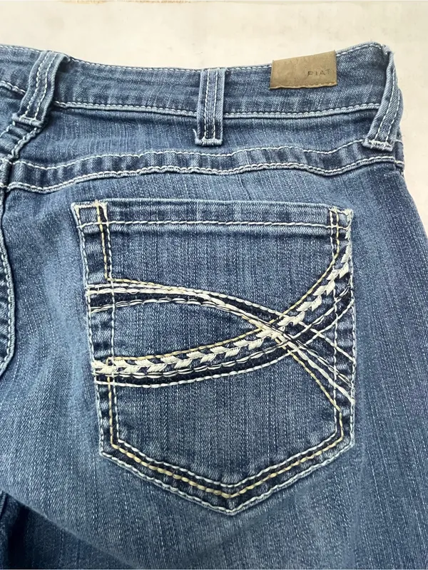 Ariat Women’s Medium Wash Stretch Wide Leg Denim Trouser Jeans Pants⁠ Size 32R - Image 11