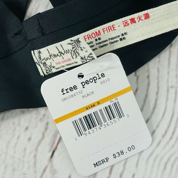 Free People Intimately Small Bra Erin Scuba Plunge Bralette Adjustable Straps - Image 5