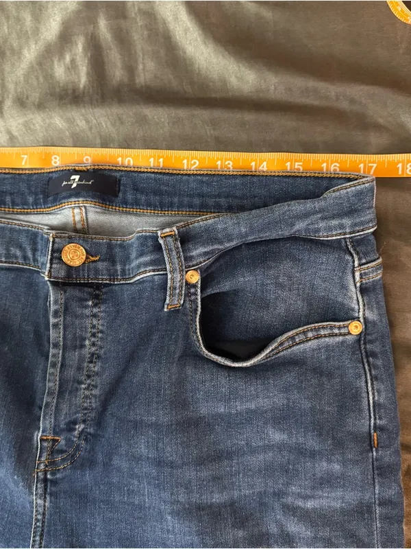 7 for all mankind Women's High-Rise Crop Skinny Jeans Dark wash plus size 32 - Image 11