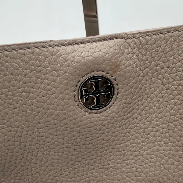 Tory Burch Perry Tote Taupe Pebbled Leather Shoulder Bag Classic Preppy Neutral - Image 7