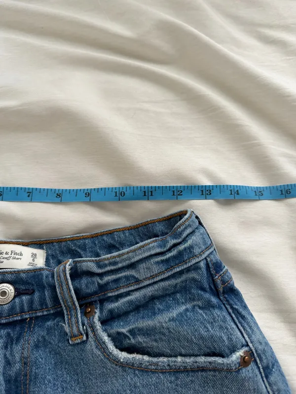 Abercrombie  - Image 4