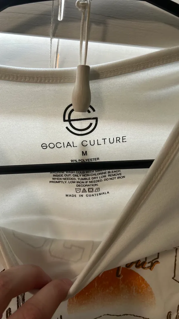 Social Culture White Tee Size M - Image 3