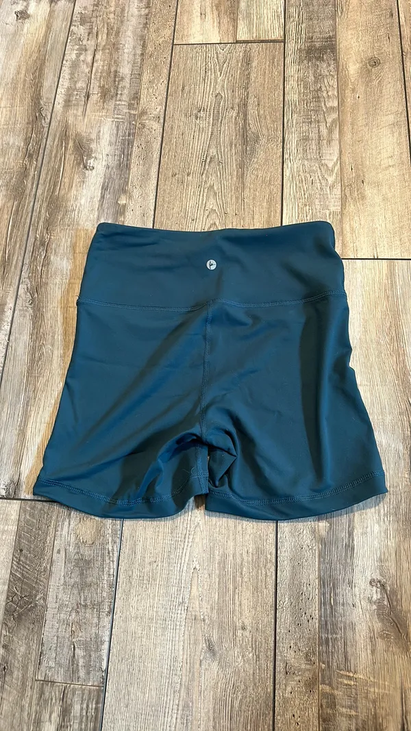 90 Degree Shorts - Image 2