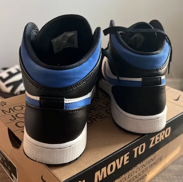 Nike Jordan ’s - Image 2