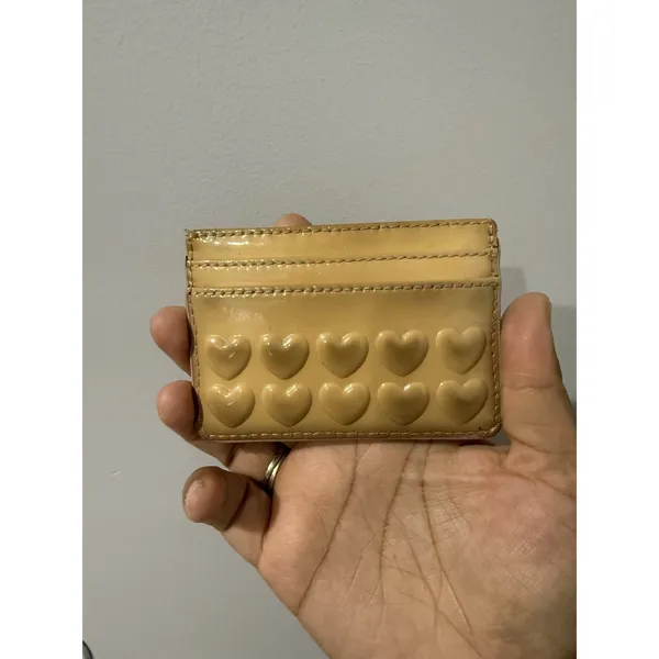 Marc Jacobs Patent Leather Quilted Hearts Tan Card Holder‎ SEE PHOTOS - Image 3