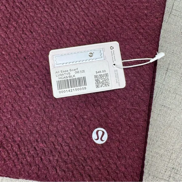 Lululemon All Ease Winter Scarf Heathered Cassis & Black NWT - Image 7