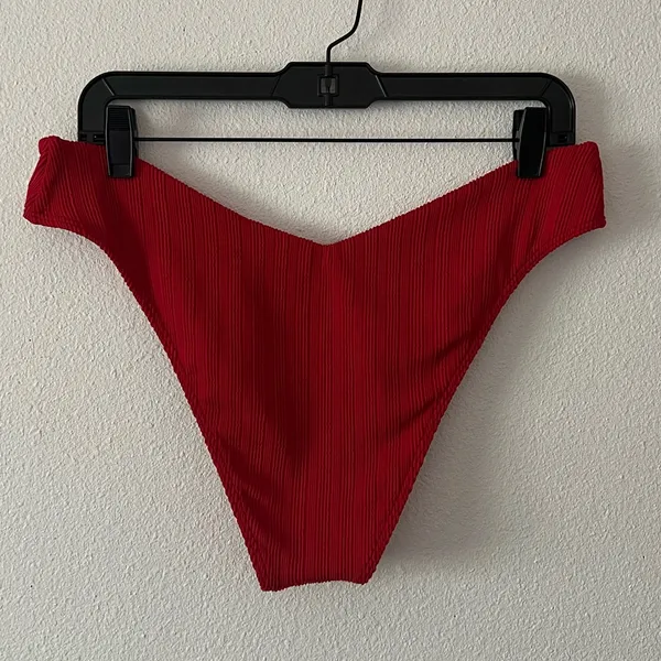 {Abercrombie & Fitch} Brand New Ribbed Red Bikini Bottoms - Image 7
