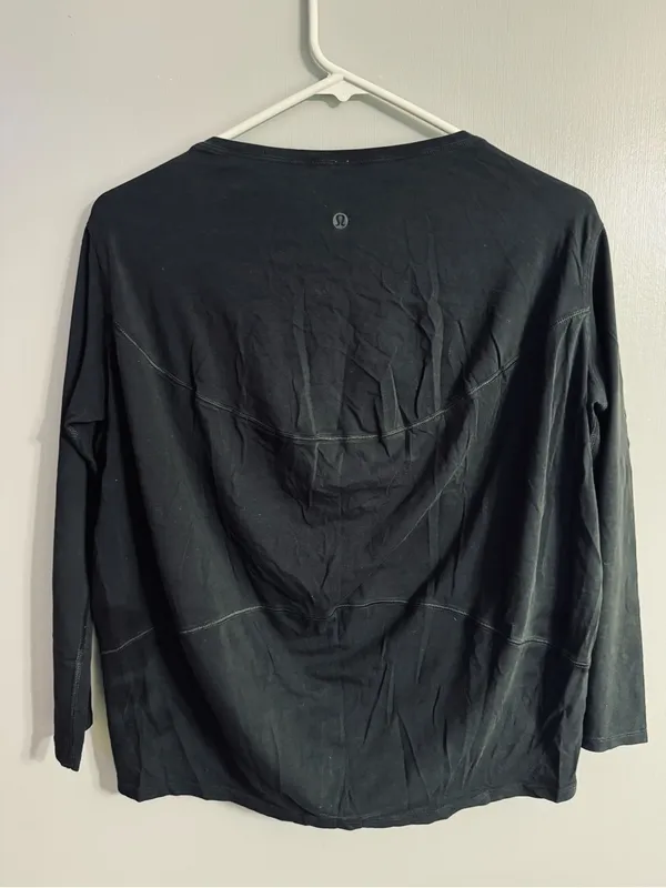 lululemon athletica Black Long Sleeve Crew Neck Athletisure Top Size 4 - Image 3
