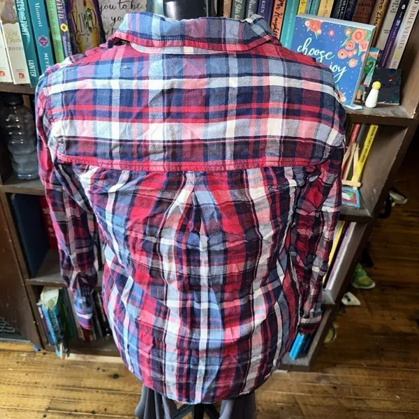 American Eagle red plaid concert button down oversized shirt - Image 2