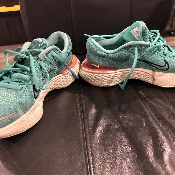Nike Zoom Invincible Run 2 Women's Aqua and Pink Athletic Shoes - Image 11