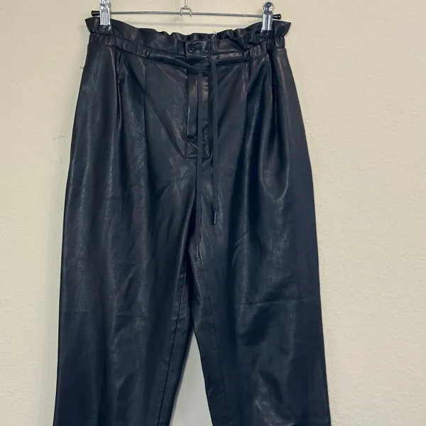 Alice + Olivia Womens Black Faux Leather Ankle Trousers Pants XS Pockets Pleated - Image 3