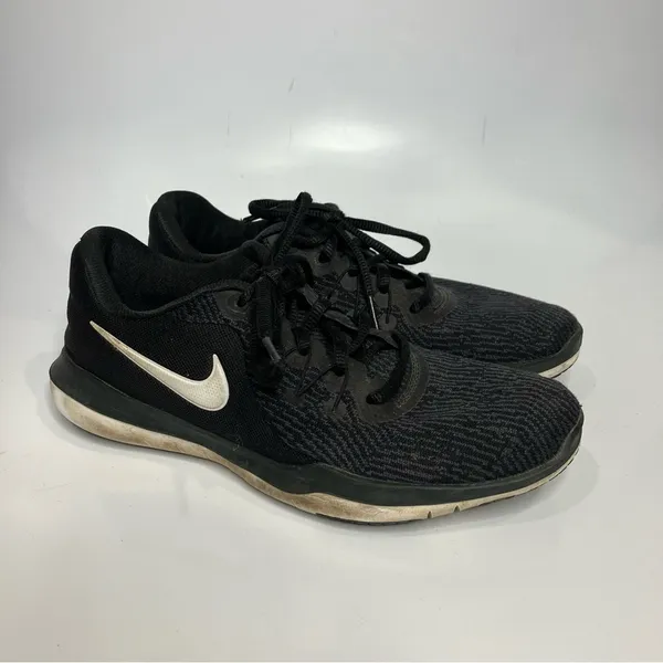 Nike Women’s flex supreme sneakers black &‎ white size 6 - Image 2
