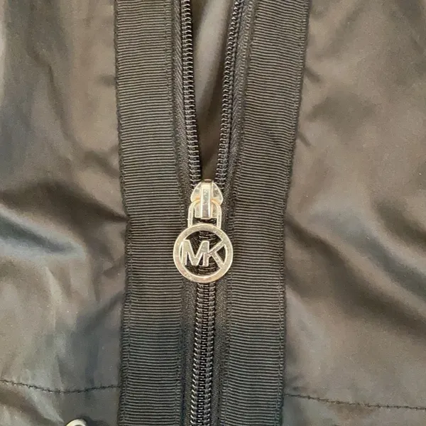 Micheal kors jacket - Image 5