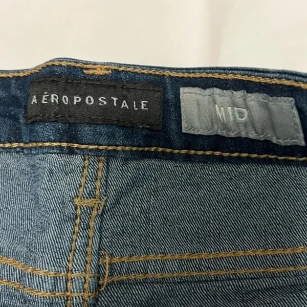 AEROPOSTALE Dark‎ Blue Wash Cuffed Denim Midi Shorts Size 2 Classic Summer - Image 6