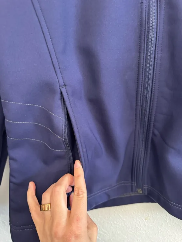 Columbia Navy Zip Front Shell Jacket Size Medium - Image 3