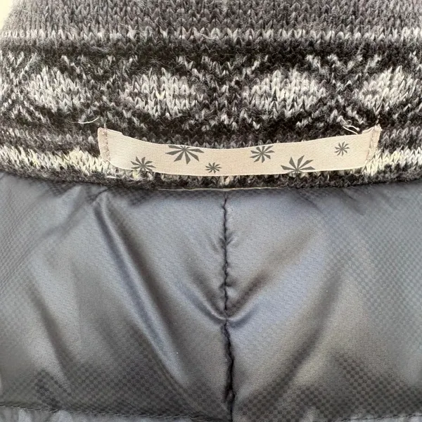 Athleta Fair Isle Goose Down Puffer Vest Grey Black Sm Atheisure Full‎ Zip Ski - Image 9