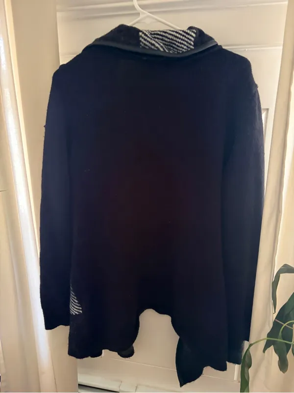 AVA Women’s Cardigan Mohair Blend Black and Grey Size M - Image 2