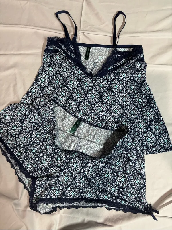 Laura Ashley 2-Piece Pajama Set | Women’s M | Lace Trim Cami & Shorts - Image 3