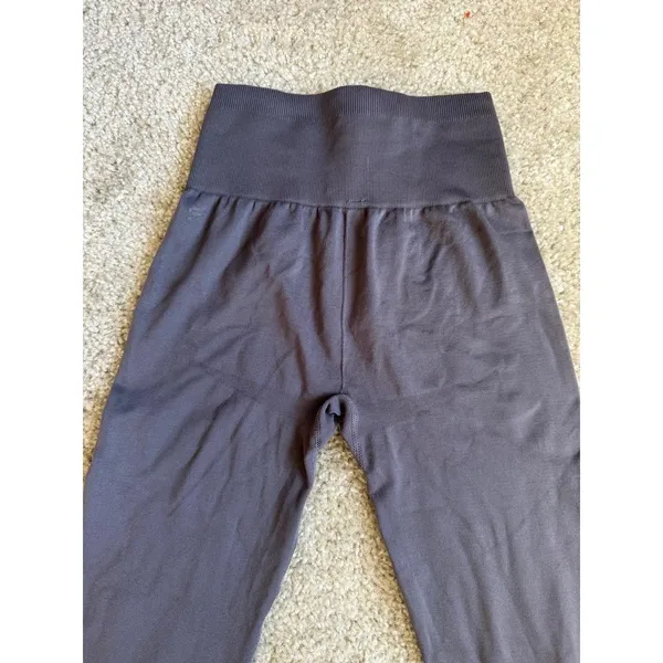 Fabletics Dark Gray Seamless Leggings small - Image 2