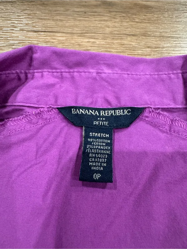 BANANA REPUBLIC Vintage Y2k Plum Purple Button Up Short Sleeve Blouse | Size 0P - Image 2