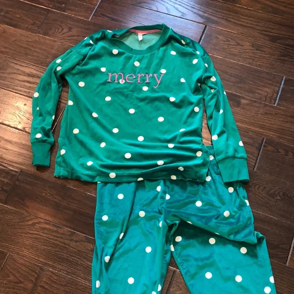 Joyspun green polka dot pajama set size small/medium - Image 2