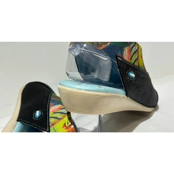 Cloud Brand Women's Wedge Sandals Size 7/38 - Image 5