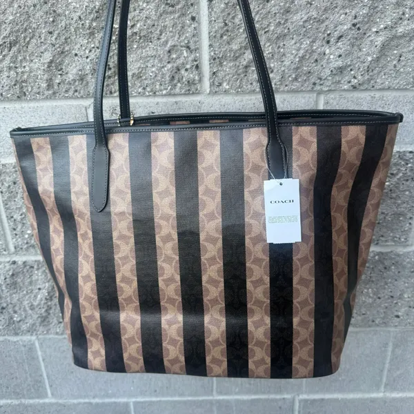 coach Large City Tote Bag In Signature Canvas With Stripe cbi03 - Image 2