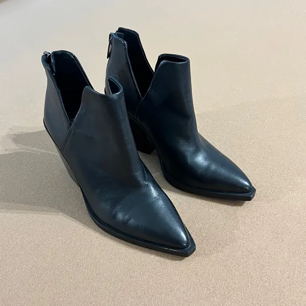 Vince Camuto Gidgeta Booties - Like Brand New -‎ Only Worn Once - No Box - Image 2