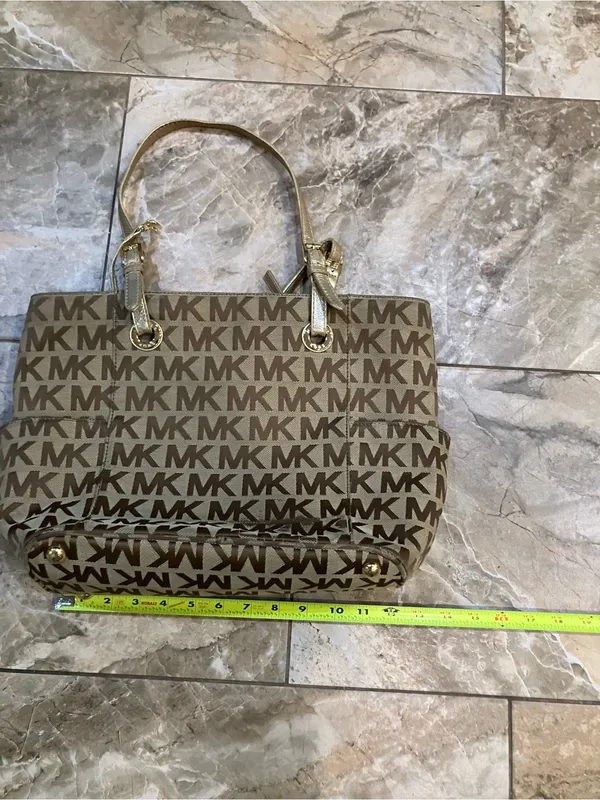 Michael Kors Jet Set Canvas Signature Tote Bag - Image 5