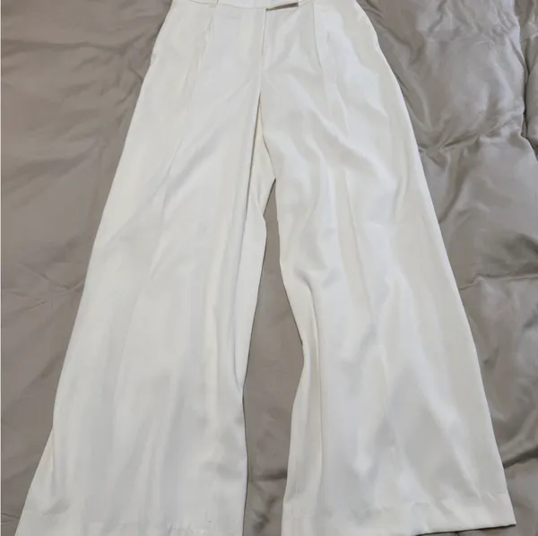Meshki Suiting Wide Leg Pant - Ivory - Image 3