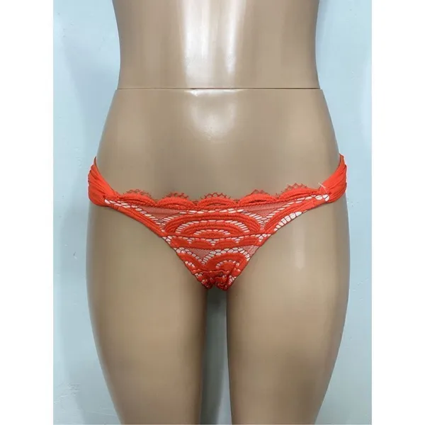 New. Pilyq lace fanned full bikini bottom. Medium - Image 3