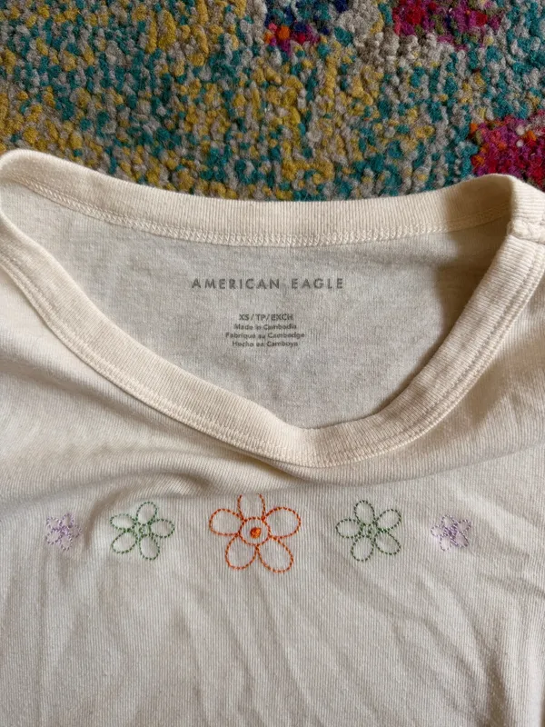 American Eagle Flower Baby Tee XS - Image 2