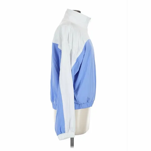 Beyond Yoga Windbreaker Jacket Light Blue and White NEW - Image 4