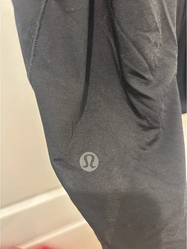 Lululemon Black Tank Top - Image 3