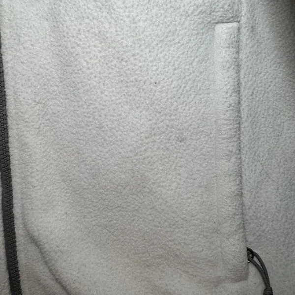 The North Face Women's grey and white fleece full zip Polartec jacket Size Large - Image 6