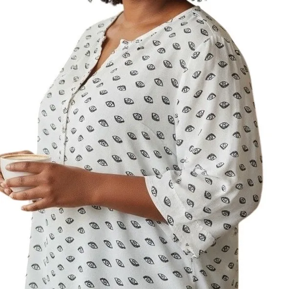 Torrid Ivy Eye Blouse Womens 3X White Black Chiffon Roll Tab Sleeve Mystical Top - Image 2