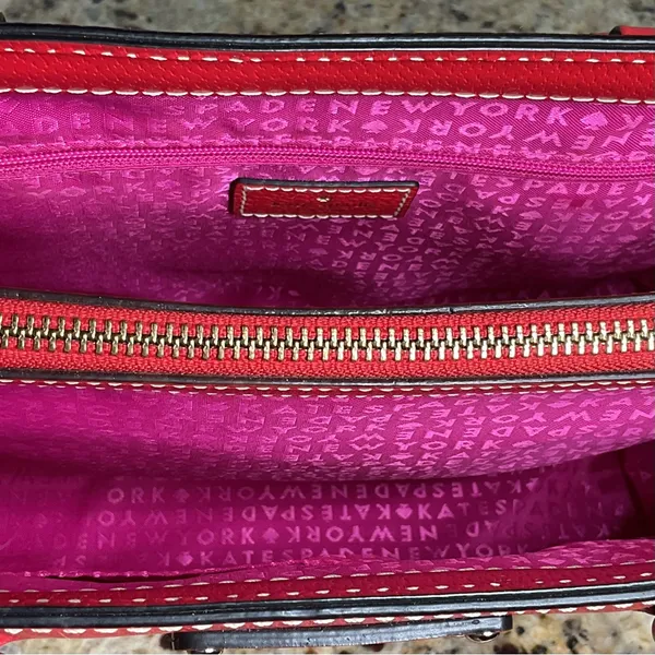 kate spade Red Wellesley Small Quinn Top Handle Crossbody Leather Bag - EUC - Image 6