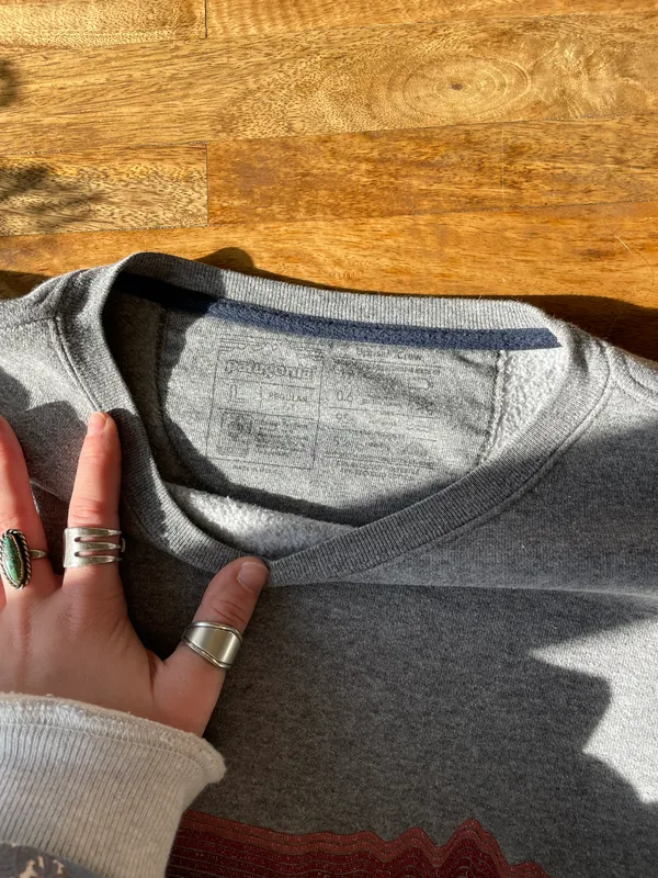 Patagonia Sweatshirt - Image 2