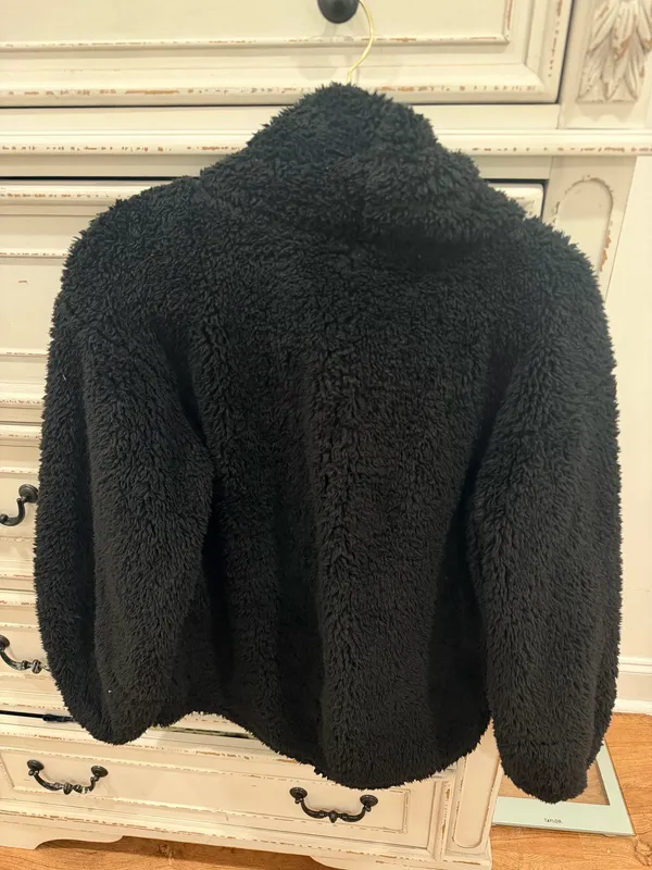 Lululemon Sherpa pullover - Image 6
