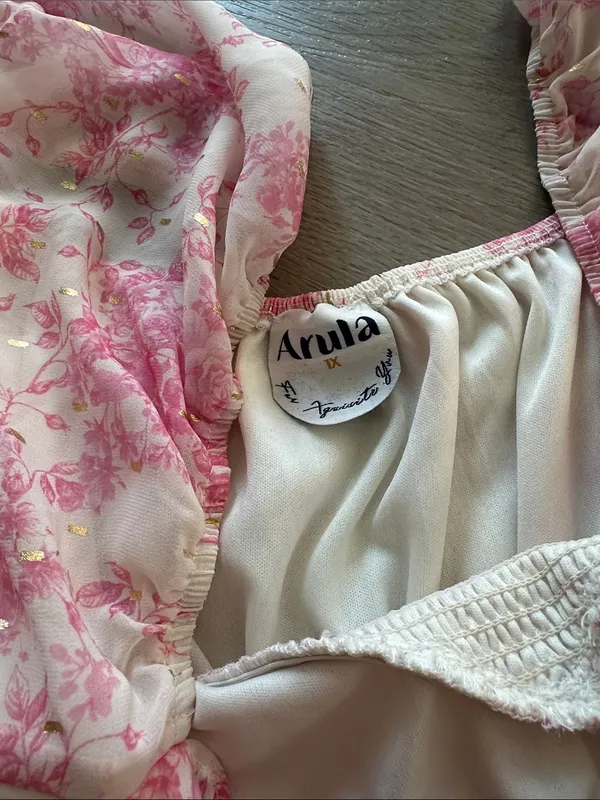 Arula Denali Floral printed Dress pink white and gold long sheer sleeves size 1X - Image 4