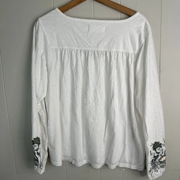 Aventura Womens L White Floral Embroidered V Neck Peasant Top Soft - Image 2