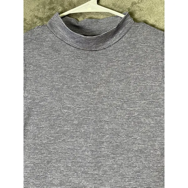 Ruby Ribbon L Gray Mock Neck Sleeveless Tunic Top Striped Stretch Minimalist - Image 2