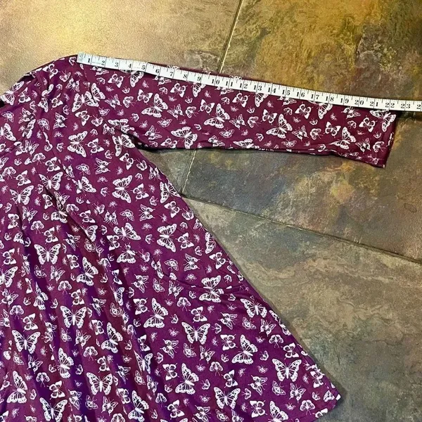 NWT Yak & Yeti Butterfly Long Sleeve Tunic Small - Image 6