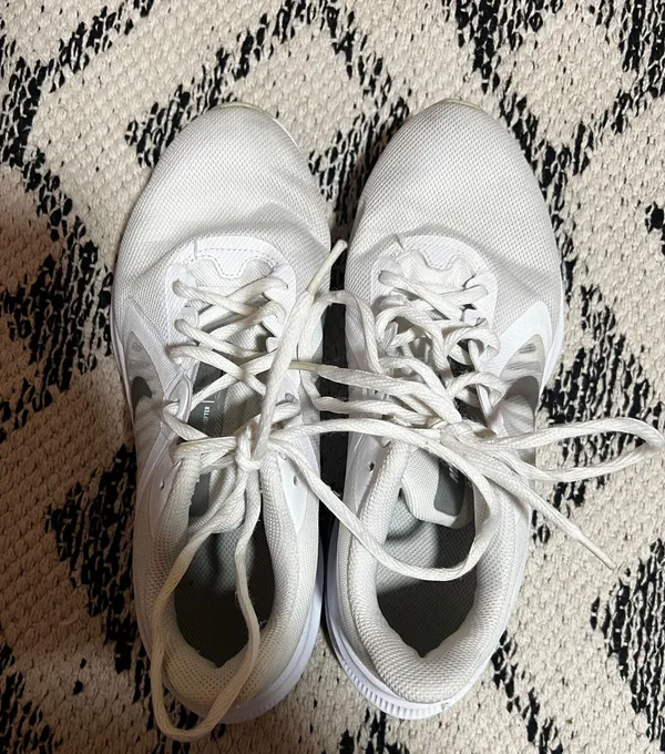 Tennis Shoes - Image 2