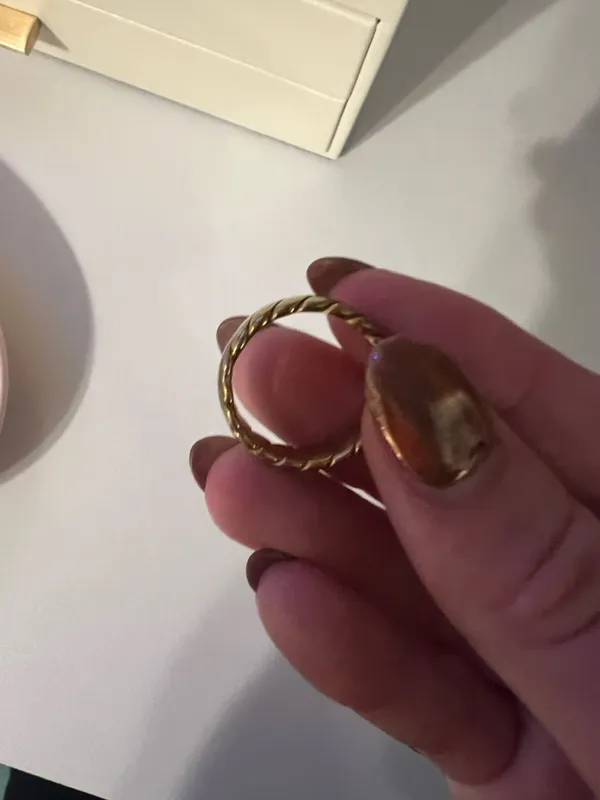 Gold twisted ring #twistedring #jewelry - Image 3